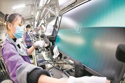 福清 以服務(wù)效能提升驅(qū)動(dòng)企業(yè)生產(chǎn)紅火，計(jì)算機(jī)軟件技術(shù)開(kāi)發(fā)引領(lǐng)產(chǎn)業(yè)新篇